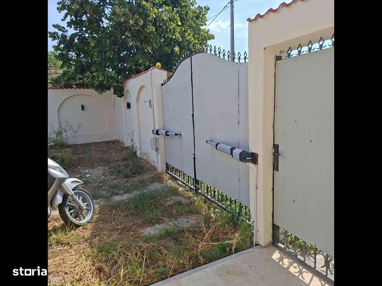 Casă cu 3 camere în Șimnicu de Sus