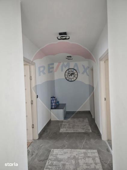 Casă cu 3 camere cu Teren 308 Mp în Central