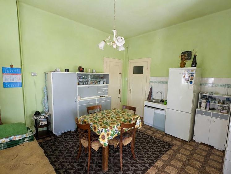Apartament cu 3 camere decomandat în Ultracentral