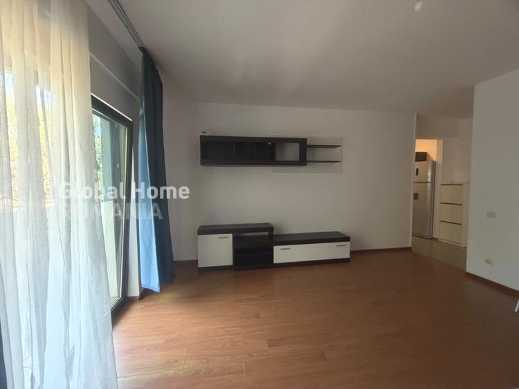 Apartament cu 3 camere, mobilat în Bucureștii Noi