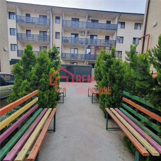 Apartament cu 3 camere decomandat în Fundeni