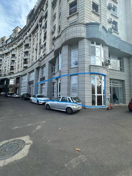 Spațiu comercial, de 179 mp, în Libertății