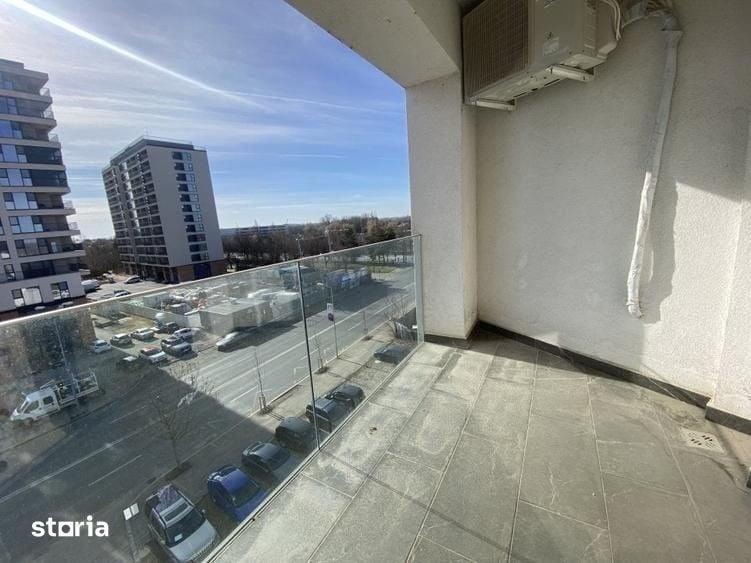 Apartament cu 4 camere decomandat în Străulești