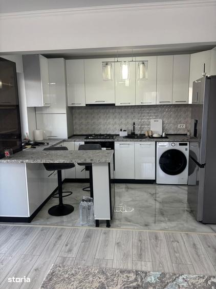 Casă cu 3 camere cu Teren 450 Mp în Domnești