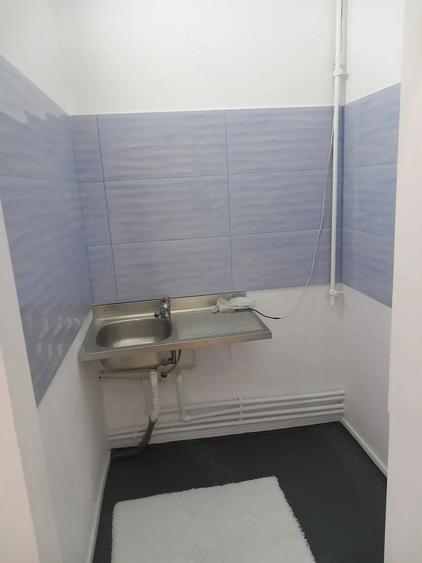 Garsonieră decomandată în Zimbru