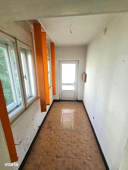 Casă cu 4 camere cu Teren 420 Mp în Titulescu