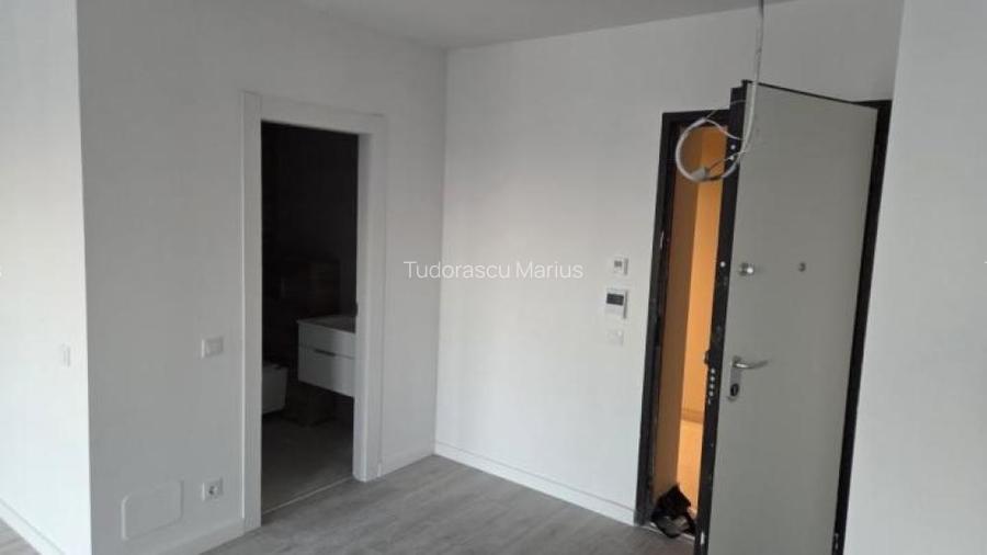 De vânzare: Studio modern în Complexul High Garden East