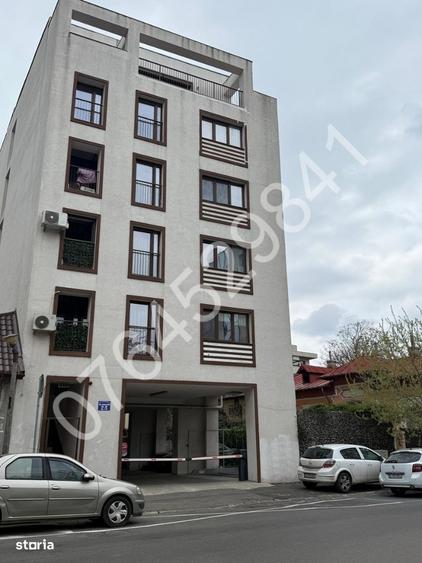 Apartament cu 3 camere în Iancului