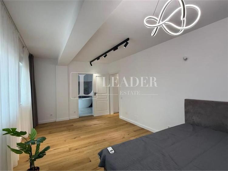 Apartament cu 4 camere decomandat în Iancu Nicolae
