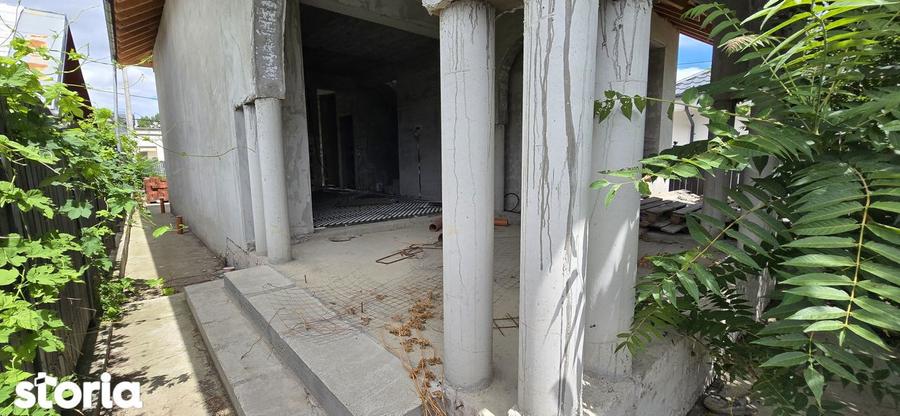 Casă cu 5 camere cu Teren 300 Mp în Gară