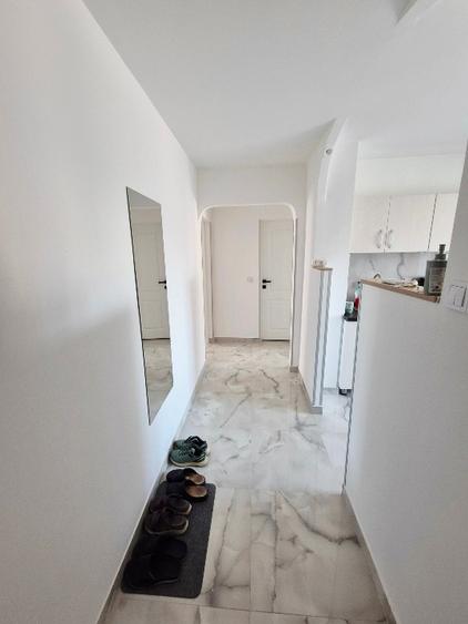 Apartament cu 2 camere decomandat în Sud-Est