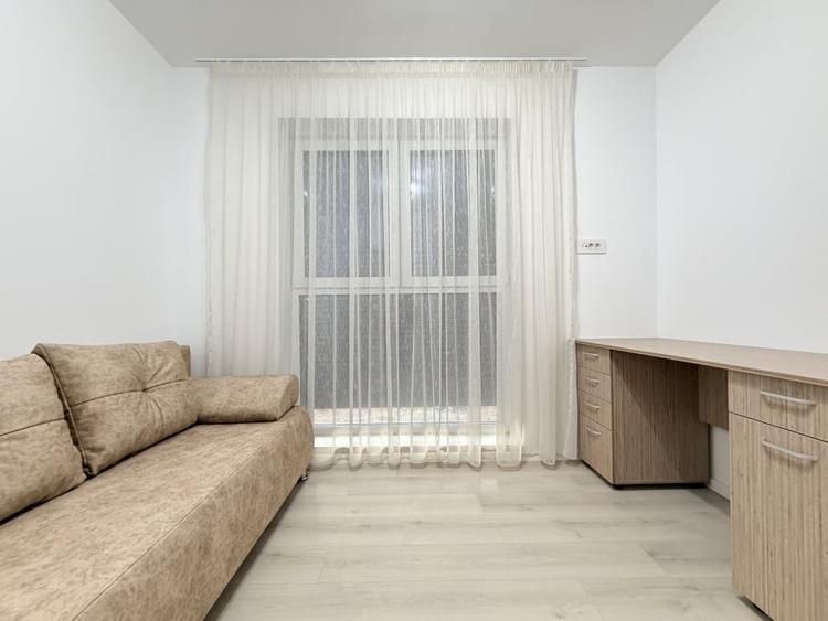 Apartament cu 3 camere decomandat, mobilat în Lipovei