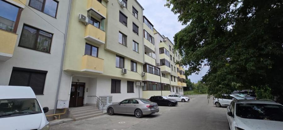 Apartament cu 2 camere semidecomandat în Brestei
