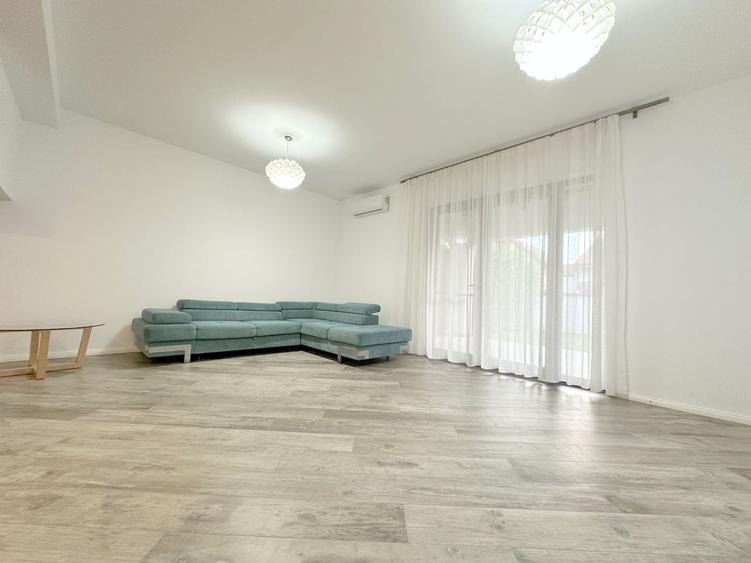 Duplex cu 4 camere cu Canalizare în Dumbrăvița