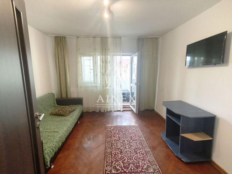 Apartament cu 2 camere decomandat în Girocului