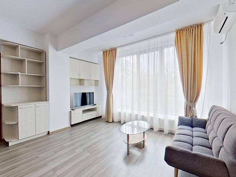 Apartament cu 2 camere semidecomandat, mobilat în P-ta Presei Libere