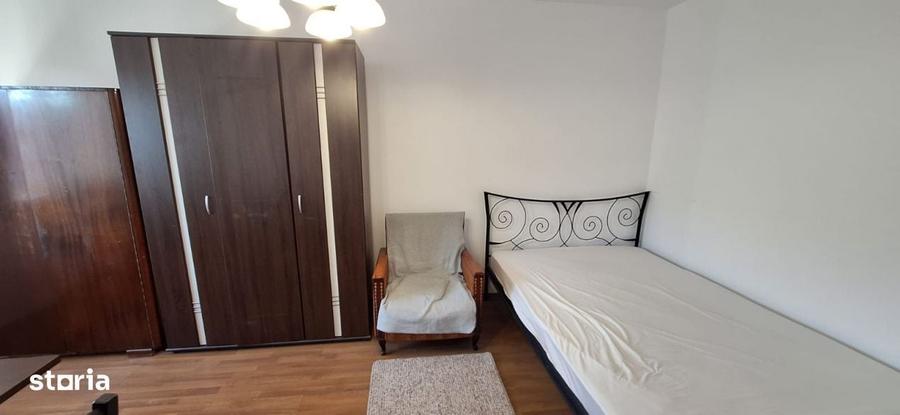 Apartament cu 2 camere decomandat în Zorilor