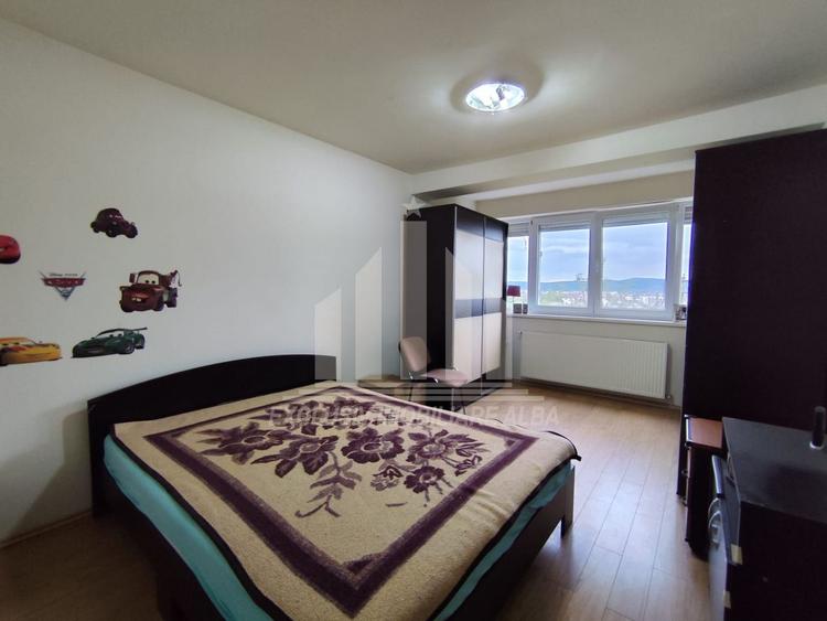 Apartament cu 2 camere decomandat, mobilat în Cetate