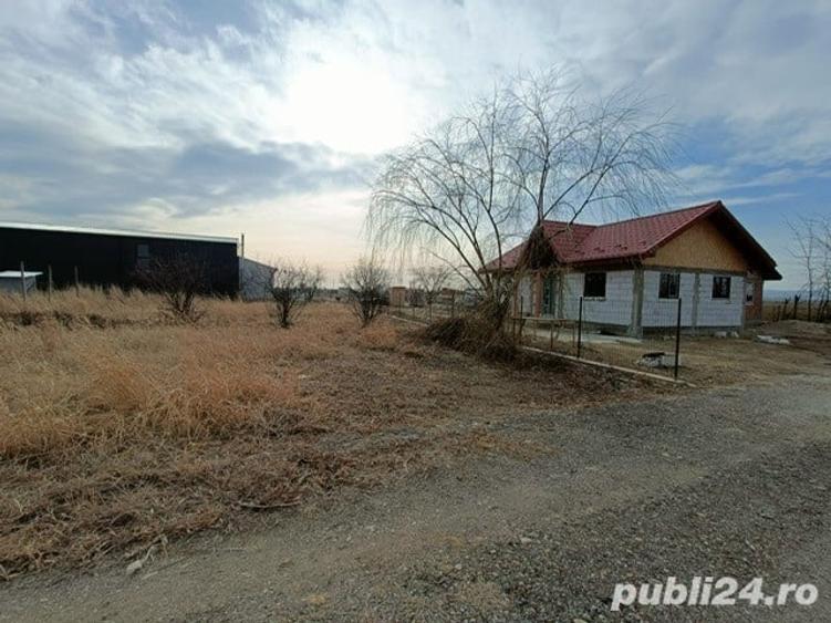 Teren de 722 mp, în Mărăcineni