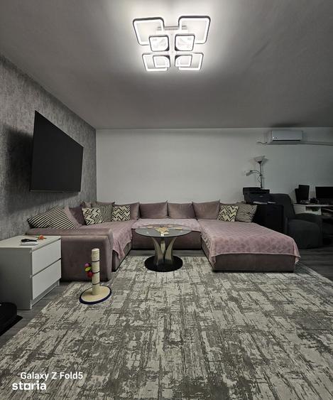 Casă cu 3 camere decomandat cu Teren 250 Mp în Nojorid