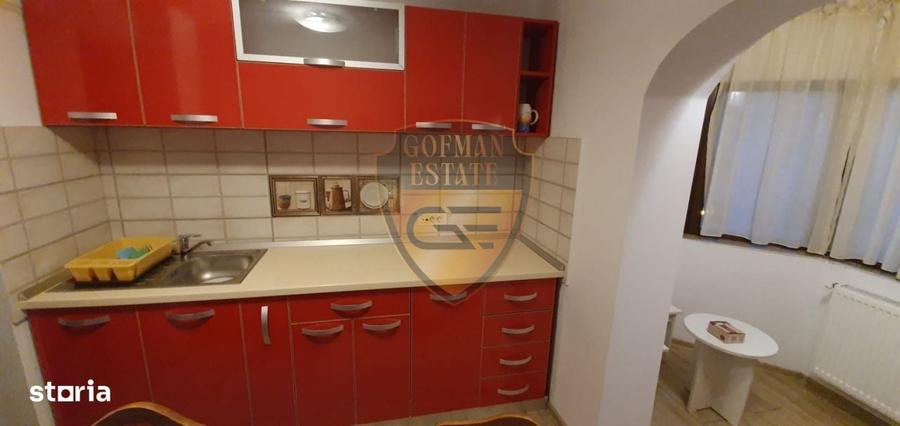 Apartament cu 3 camere decomandat în Faleza Nord