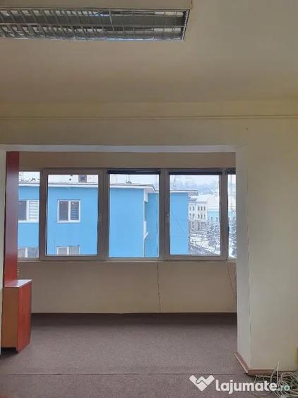 Apartament cu 2 camere semidecomandat în Ultracentral