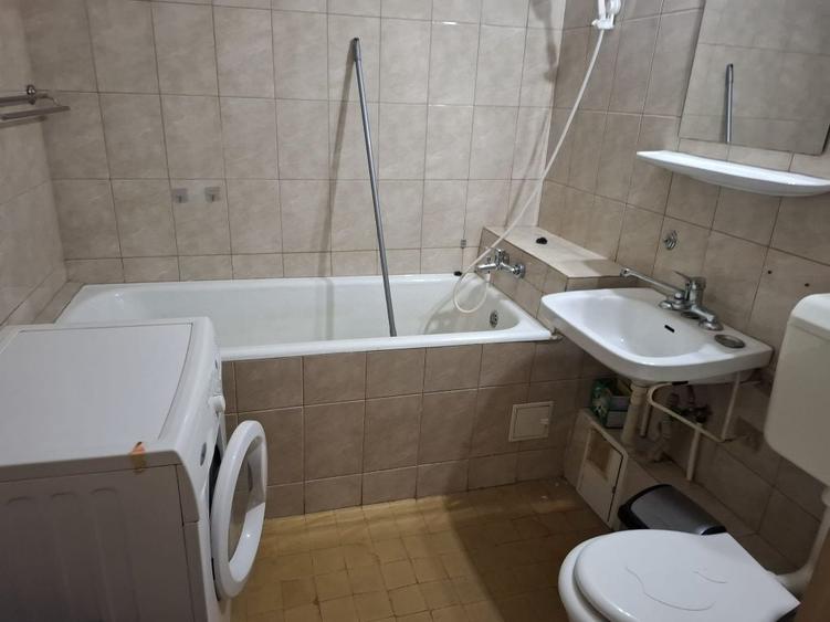 Apartament cu 2 camere decomandat în Gorjului