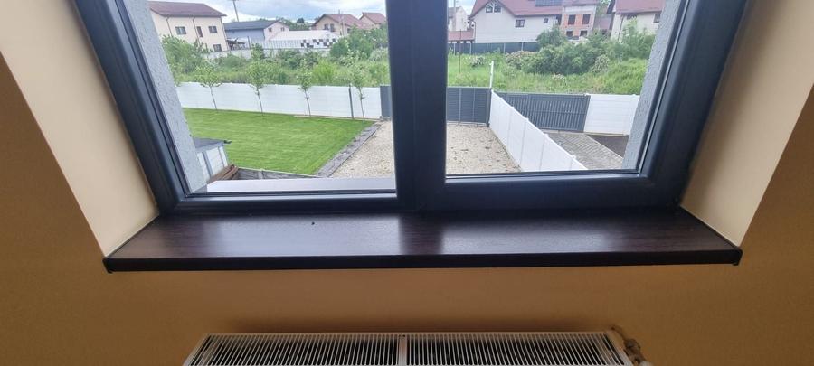 Duplex cu 4 camere cu Canalizare în Domnești