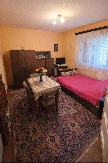 Casă cu 3 camere cu Teren 540 Mp în Central