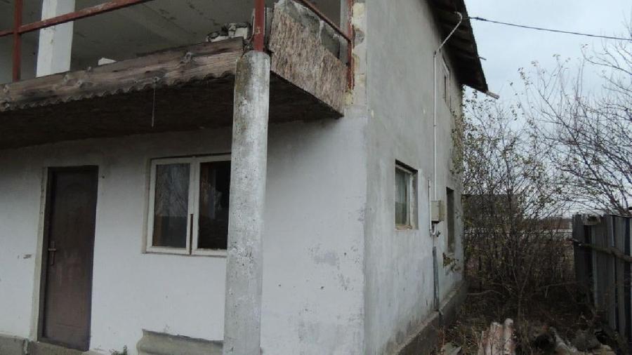 Casă individuală cu 3 camere cu Teren 300 Mp în Crevedia