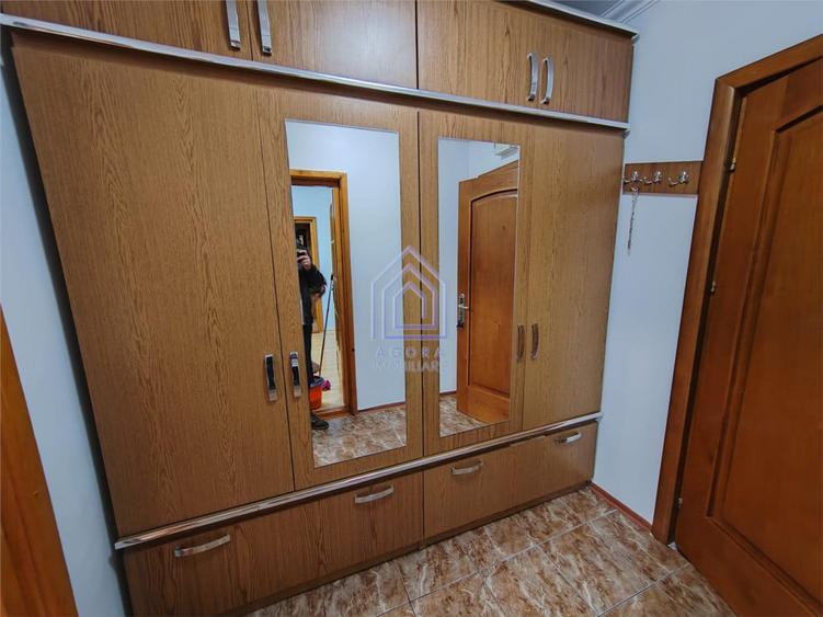 Apartament cu 2 camere semidecomandat în Ultracentral