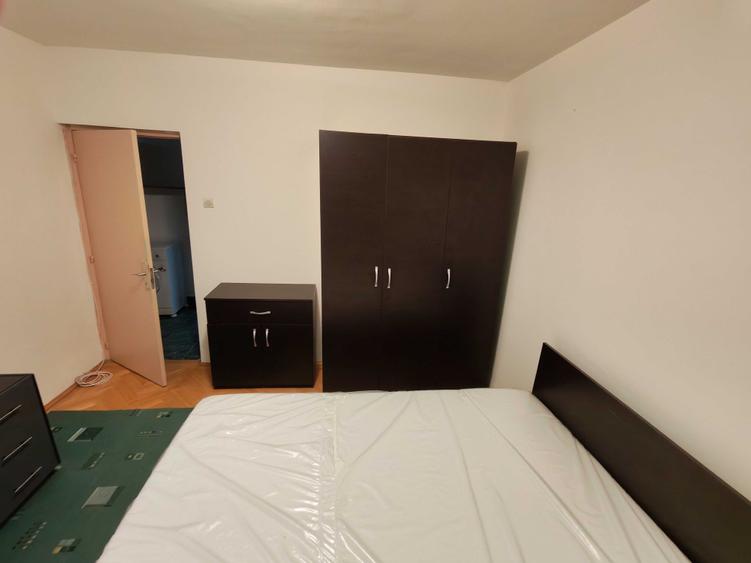 Apartament cu 3 camere decomandat în Timpuri Noi