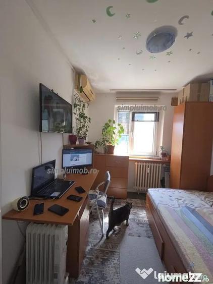 Apartament cu 3 camere decomandat în Brâncoveanu