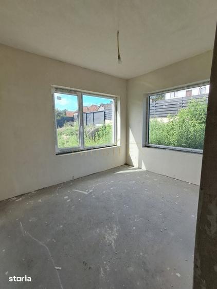 Casă cu 5 camere cu Teren 600 Mp în Vasilați
