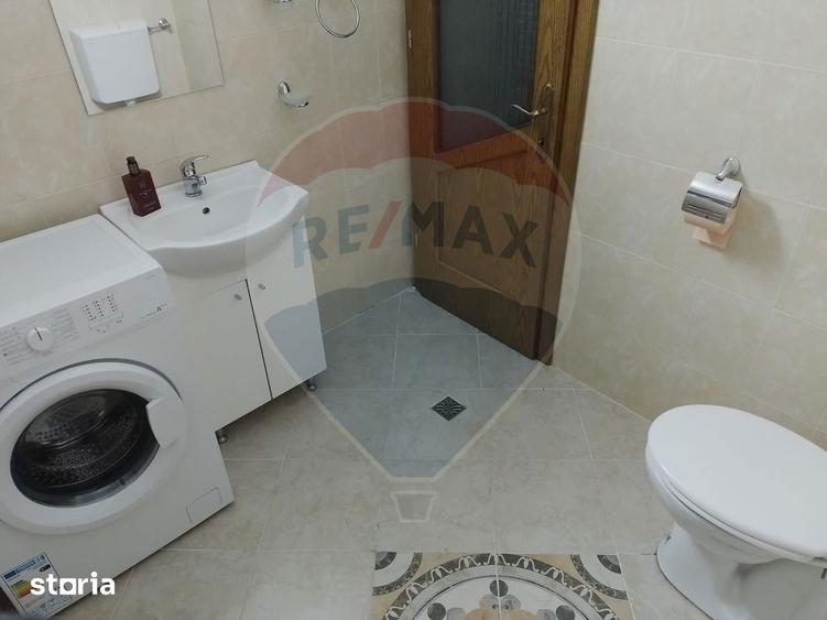 Casă cu 2 camere cu Teren 200 Mp în Central