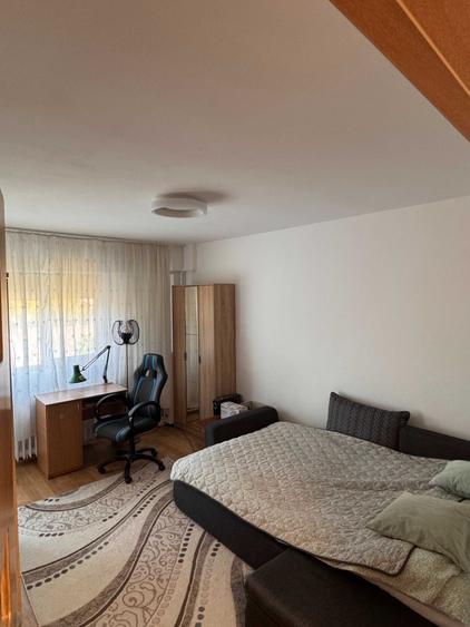 PRIMA INCHIRIERE - GARSONIERA DECOMANDATA, RENOVATA COMPLET - 2 minute de metrou crangasi - Apropiere UPB (Politehnica) - 6