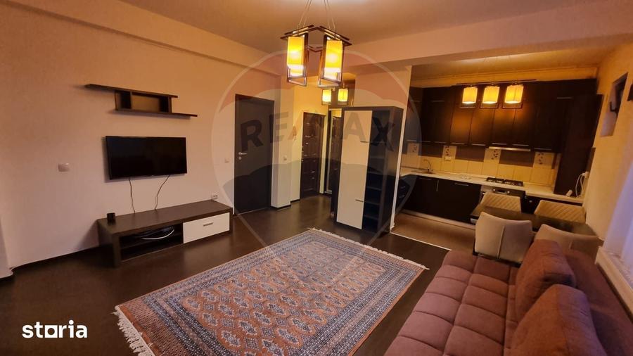 Apartament cu 3 camere în Dămăroaia