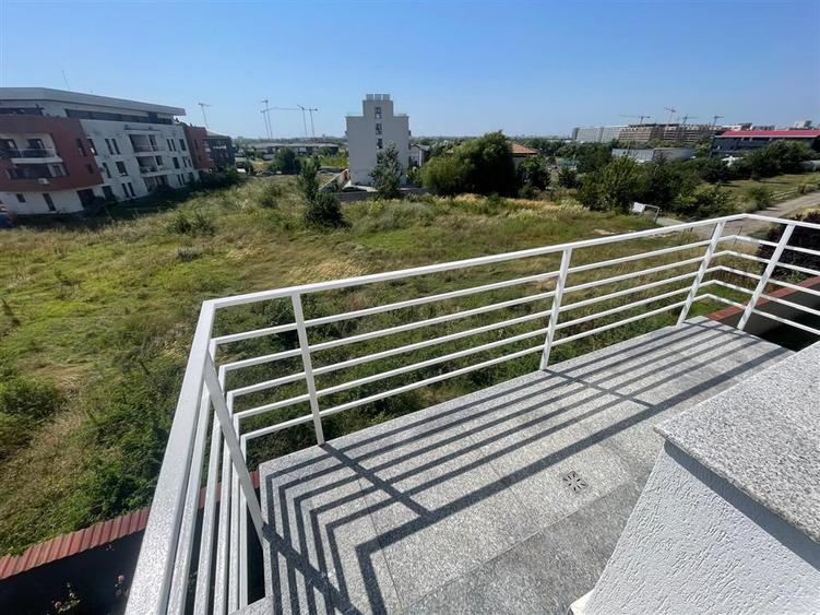 Apartament cu 2 camere decomandat în Pipera
