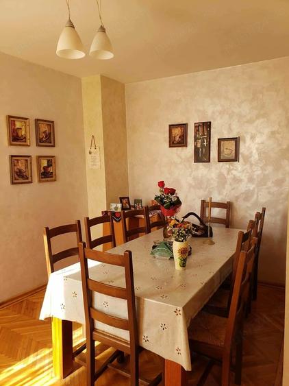 Casă cu Teren 700 Mp în Central