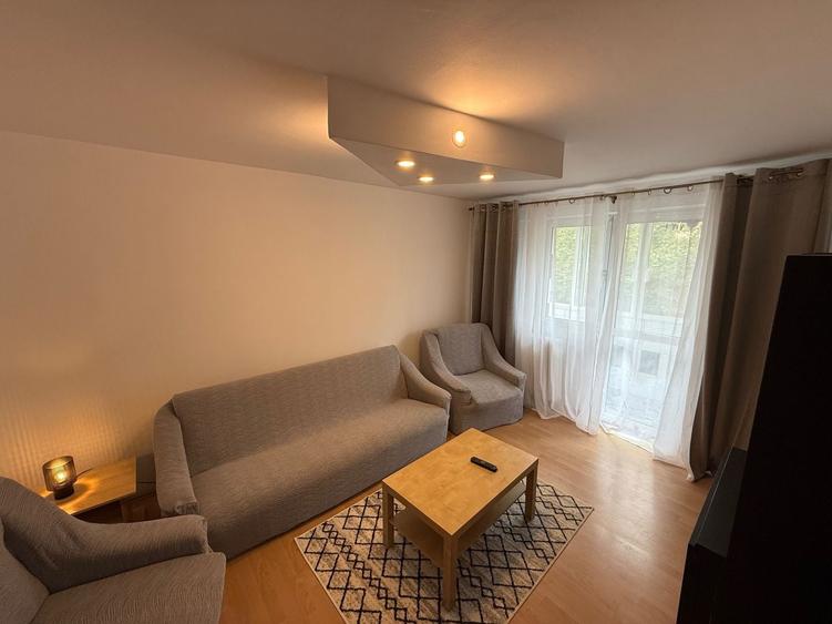 Apartament de 2 camere in zona Lujerului la 2 3 minute de metrou - 6