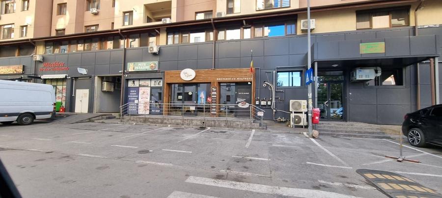 Apartament cu 3 camere decomandat, mobilat în Prelungirea Ghencea