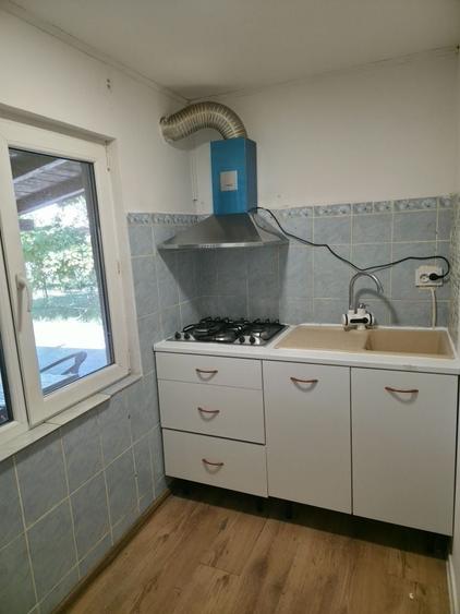 Casă cu 2 camere cu Teren 800 Mp în Central