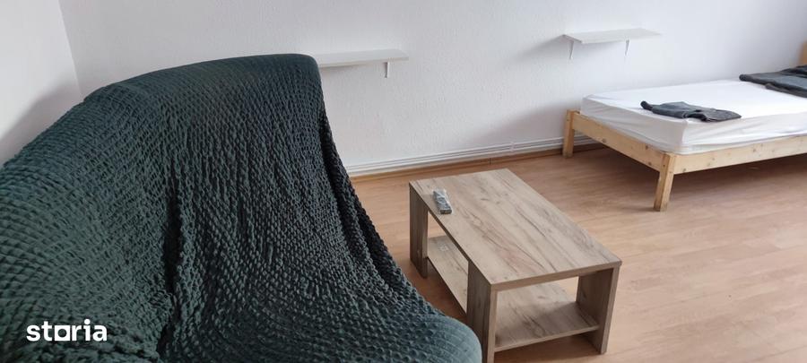 Apartament cu 3 camere în Valea Cetății