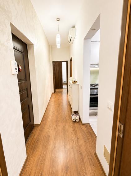 Apartament cu 2 camere decomandat în Universitate
