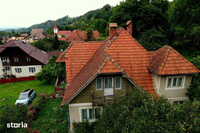 Teren de 4000 mp, în Bran