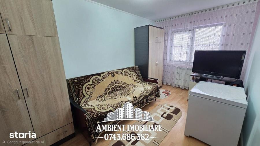 Apartament cu 3 camere semidecomandat în Sud
