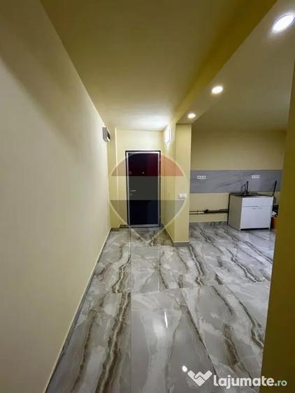 Apartament cu 2 camere decomandat în Republicii