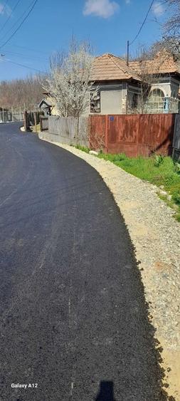 Casă cu 3 camere în Lungești