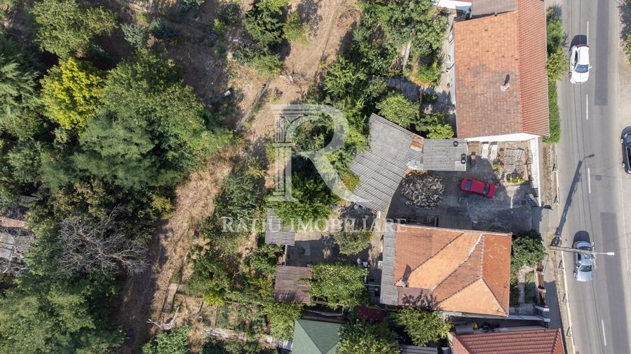 Casă individuală cu 3 camere cu Canalizare în Spitalul Județean