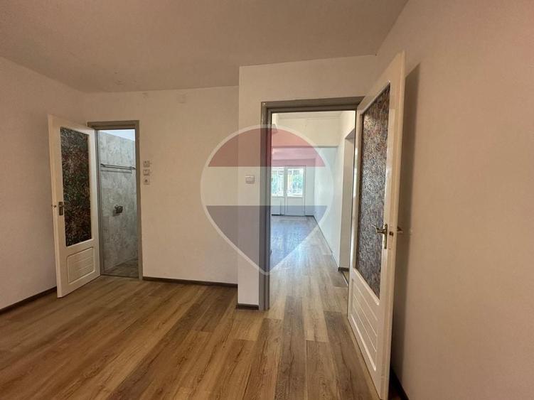 Spațiu comercial / Apartament de închiriat – 70 mp, Craiter, Brașov - 9